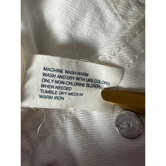 Gap Classic White Denim Jean Jacket Size L Trucker Style Womens Preppy Stretch - Picture 10 of 11